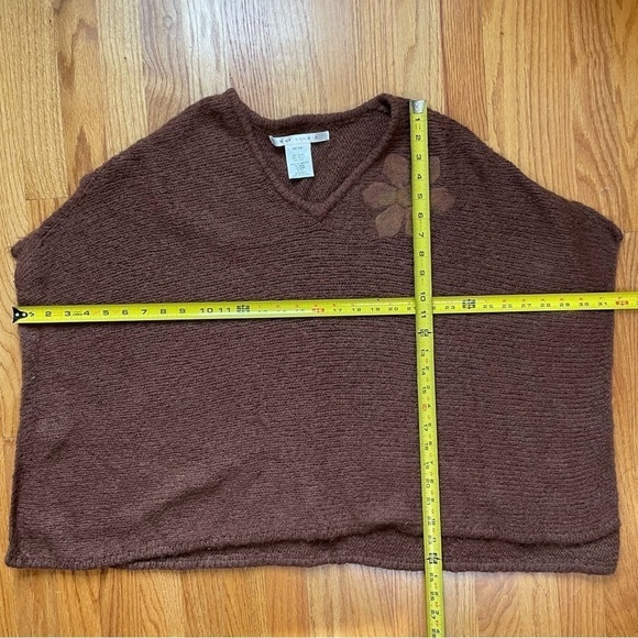 MAX STUDIO wool blend felt flower boho poncho brown - Picture 10 of 10